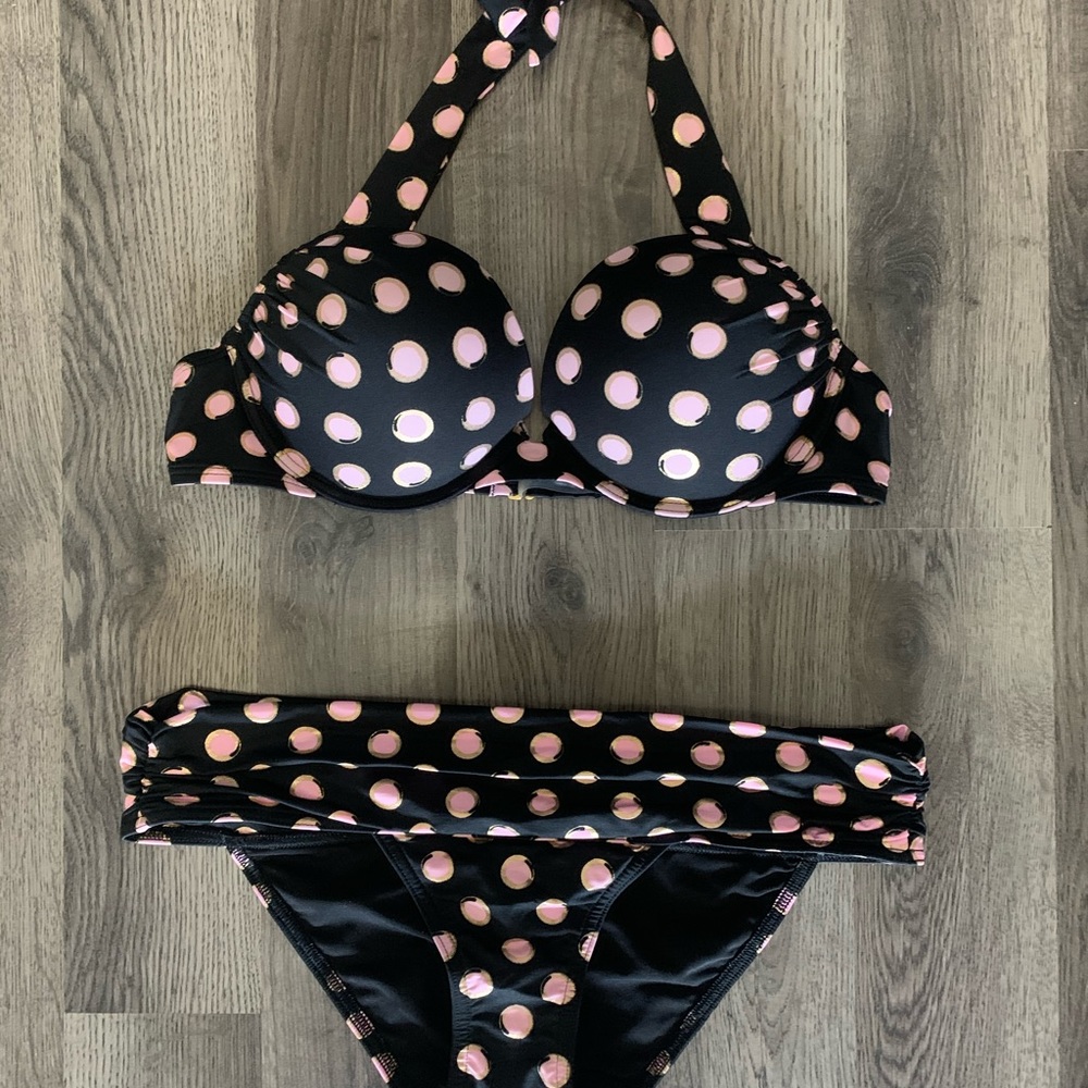 Bombshell bikini set 36b s Small